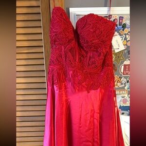 David's Bridal Red Prom Dress
